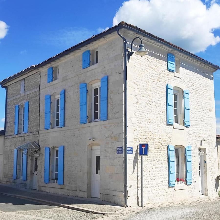 Logis De La Passerelle Port-dʼEnvaux Εξωτερικό φωτογραφία